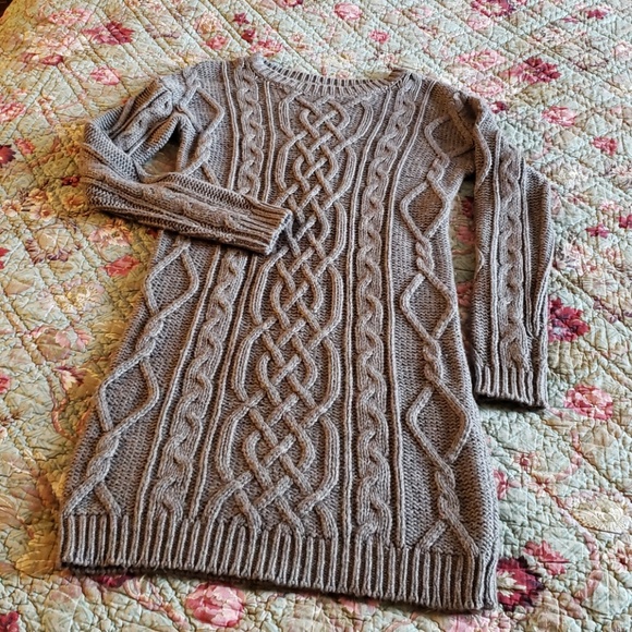 Moda International Dresses & Skirts - Moda international cable knit sweater dress